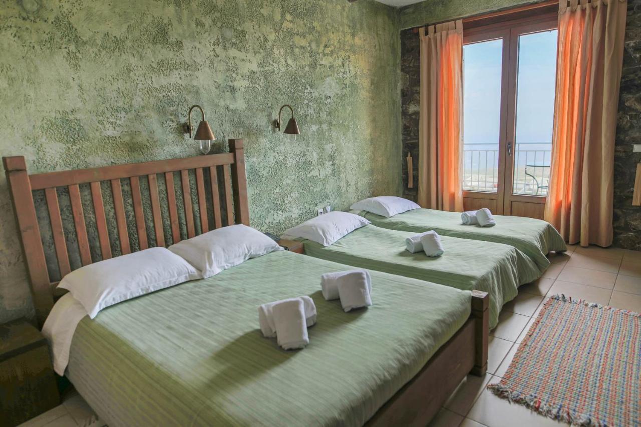 Faris Hotel Xirokampi Esterno foto