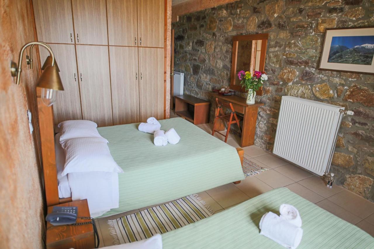 Faris Hotel Xirokampi Esterno foto
