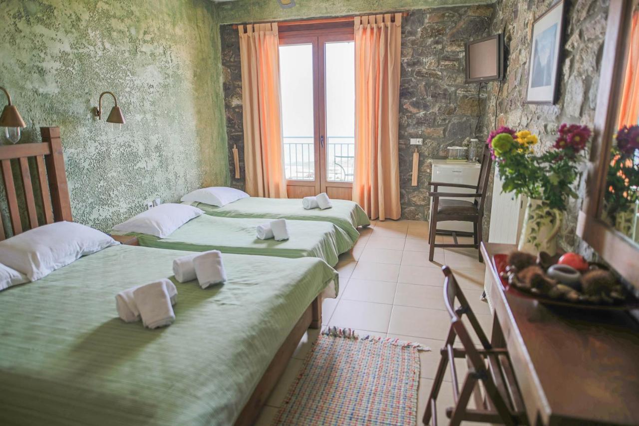 Faris Hotel Xirokampi Esterno foto